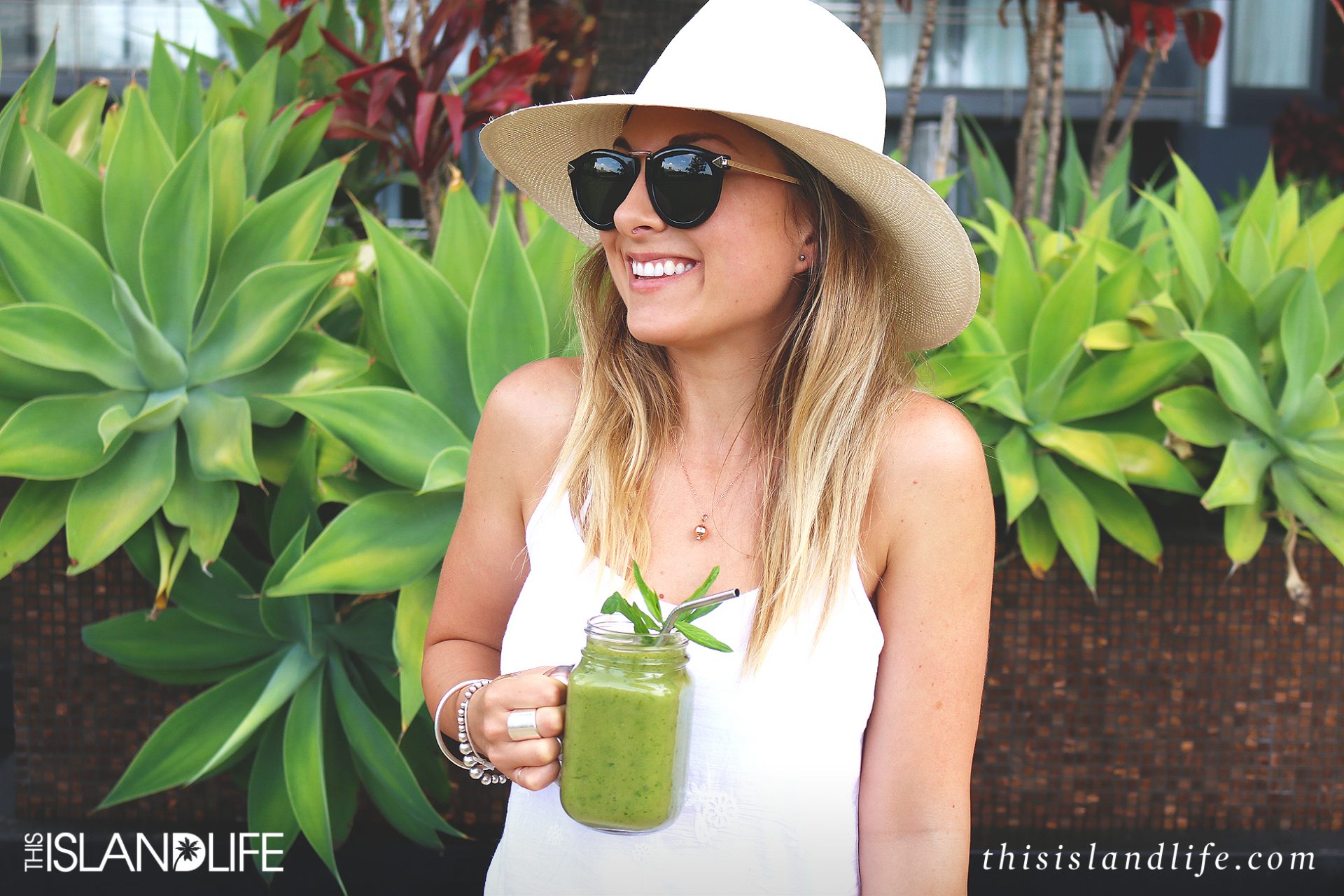 THIS ISLAND LIFE | Green smoothies with Blackmores Super Greens