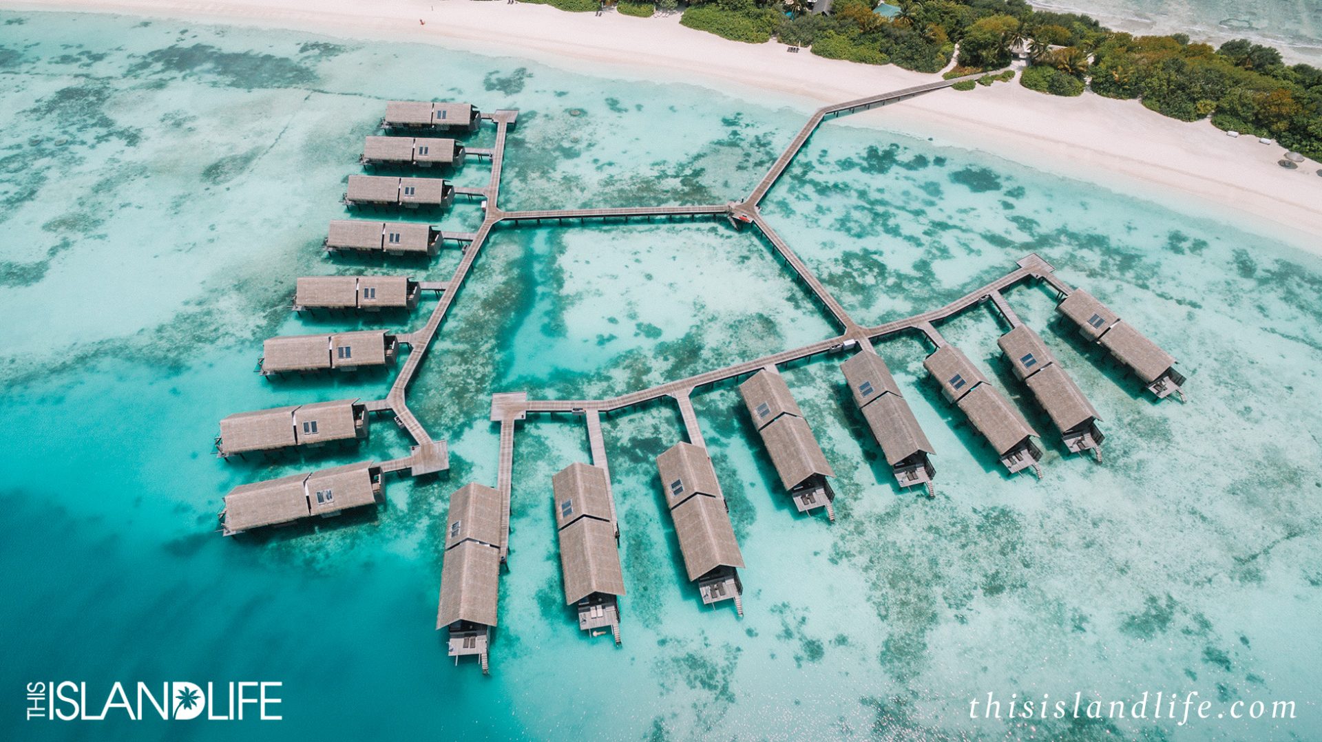 Drone photo of overwater bungalow at the Shangri-la Villingili, Maldives 